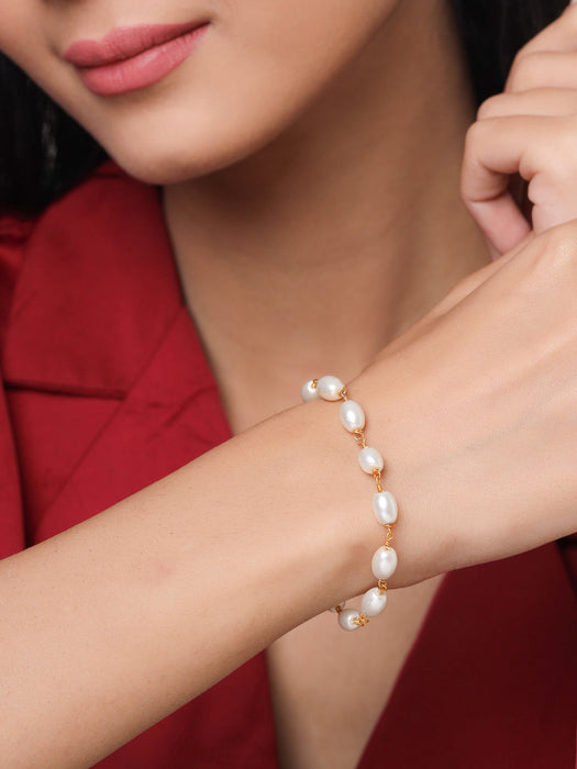 Classic Pearl Bracelet