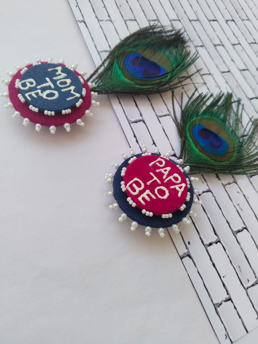 Morpankh Personalized Papa And Mama To Be Baby Brooch Pin (1 Piece)