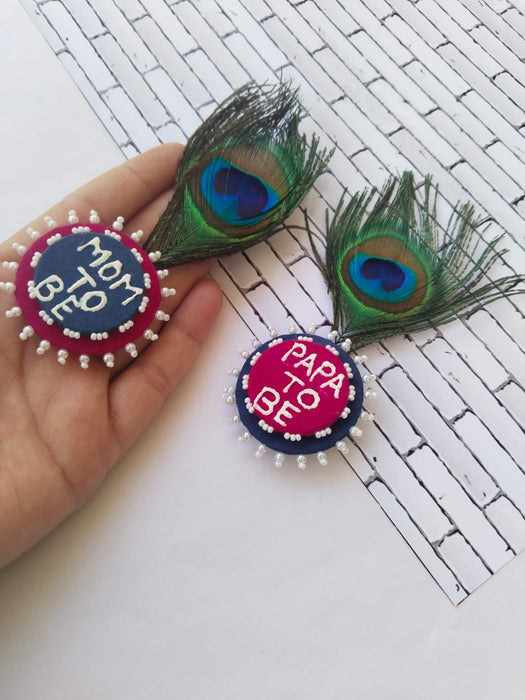 Morpankh Personalized Papa And Mama To Be Baby Brooch Pin (1 Piece)