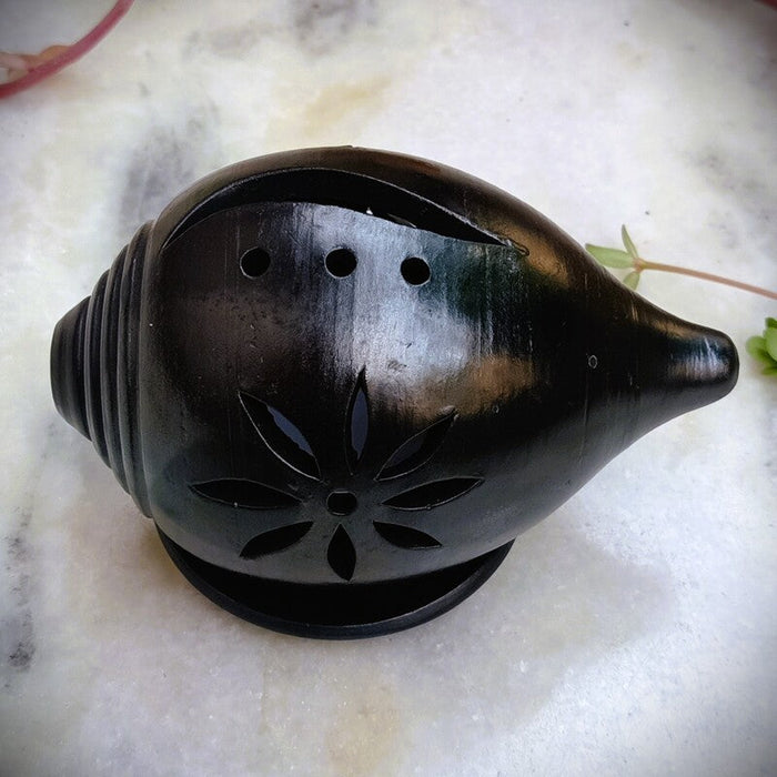 Nizamabad Black Pottery "Shankh" Diya