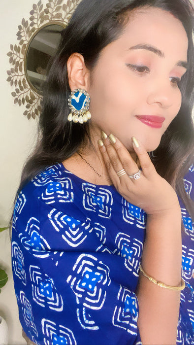 Blue Pearls And Kundan Round Stud Earrings