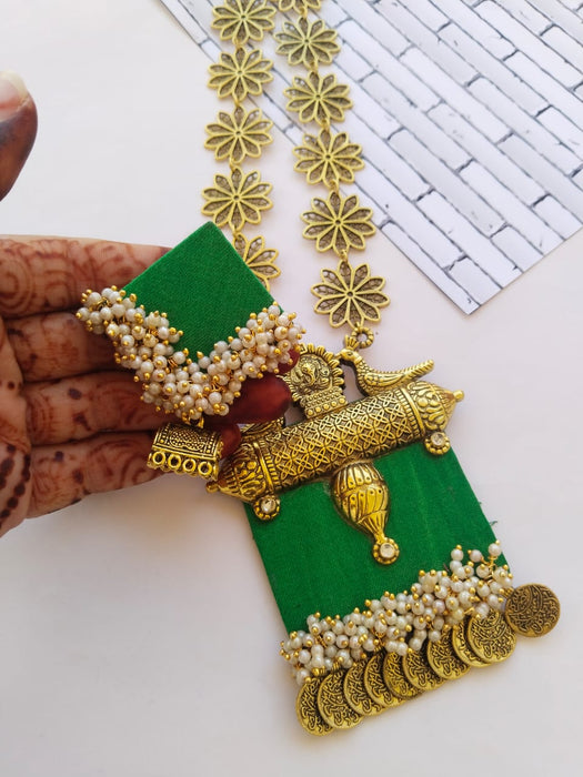 Green And Golden Kundan Beads Necklace Earrings Set