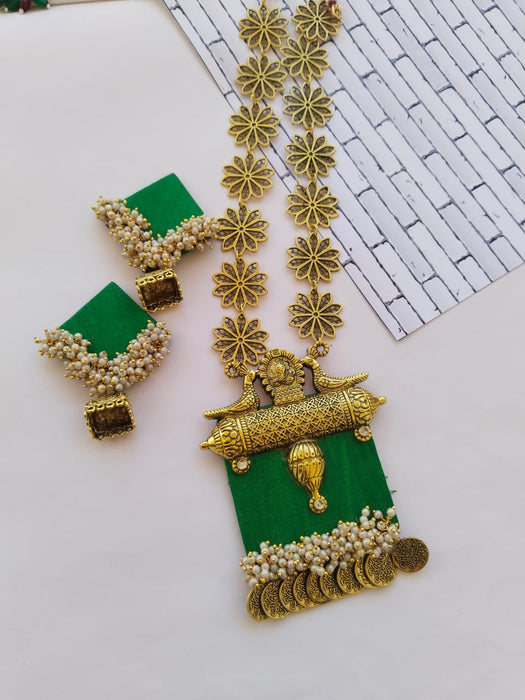 Green And Golden Kundan Beads Necklace Earrings Set