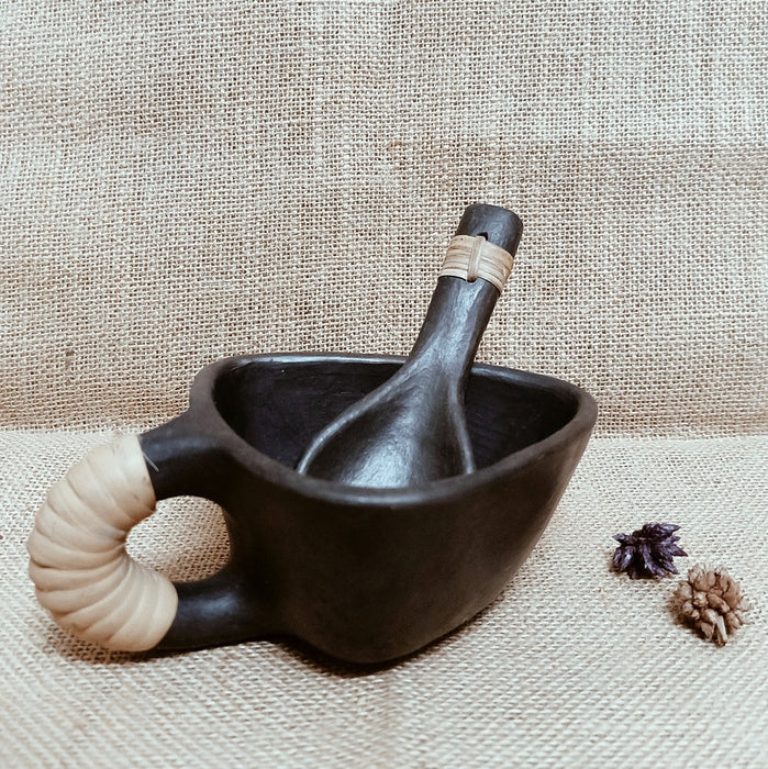 Longpi Black Pottery Soup Mug With Spoon