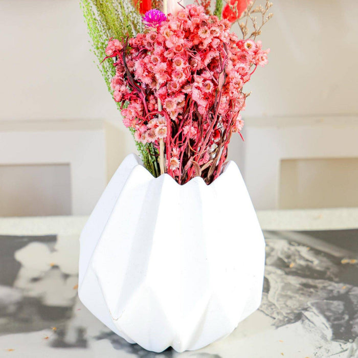 Mini white geometrical vase with spring bunch