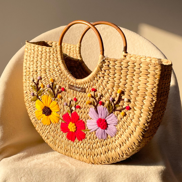 Three Flower Water Reed Handwoven Embroidered Handbag