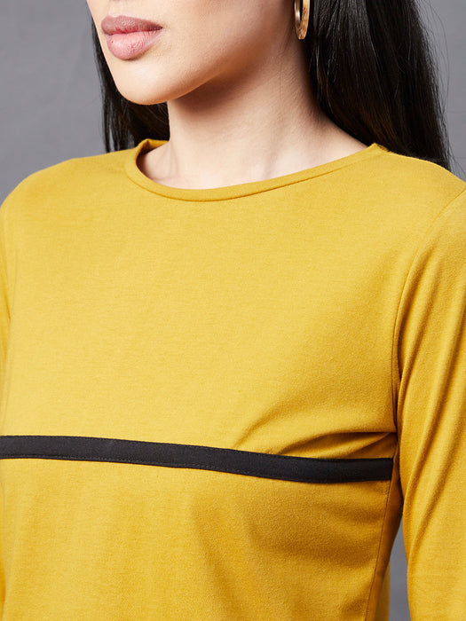 Contrast Detailing Round Neck Thumbhole Crop Top