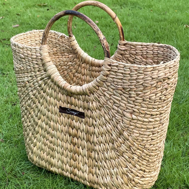 Kauna Straw Handwoven Modish Beach Bag | Classy Collection