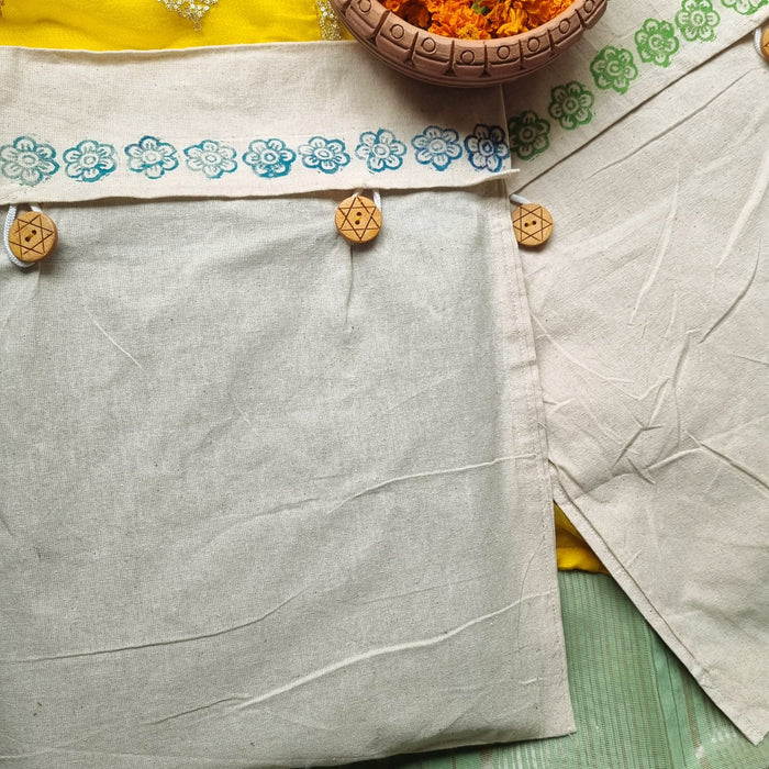 Muslin saree pouch