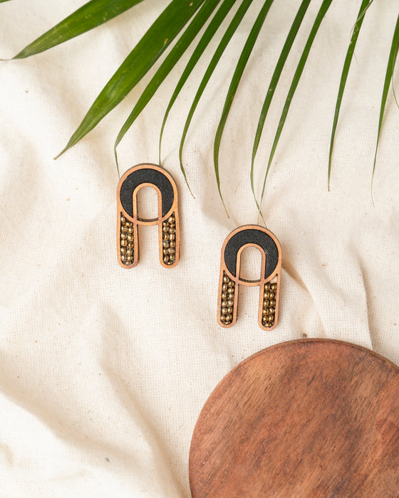 Black Fabric And Wood Earring With Glass Beads