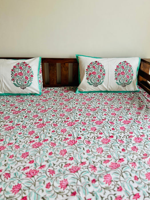 Floral Pastel Green Double Bedsheet