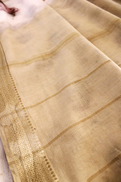 Experience Bageeya's   'Krishna' Temple Elegance: Handwoven Cotton with Marigold & Rose Prints