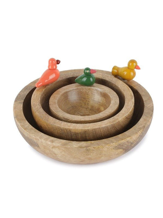 Round Wooden Bowls With Birdie Figurine Set Of 3