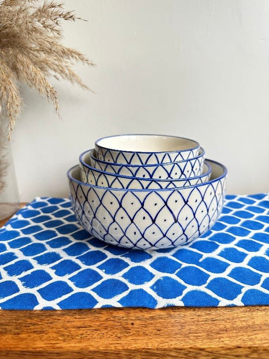Stoneware White And Blue Ceramic Bowl Set 4